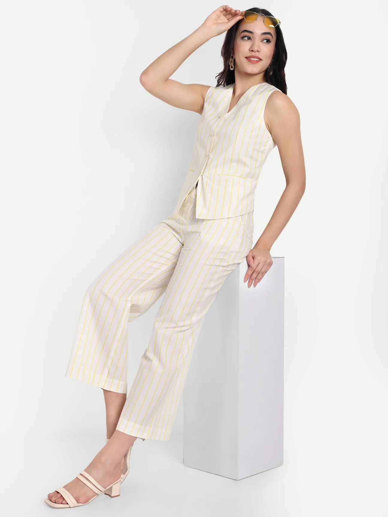 ecomm female shoot